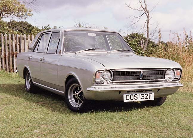 Colours did ford cortina 1600e come #2